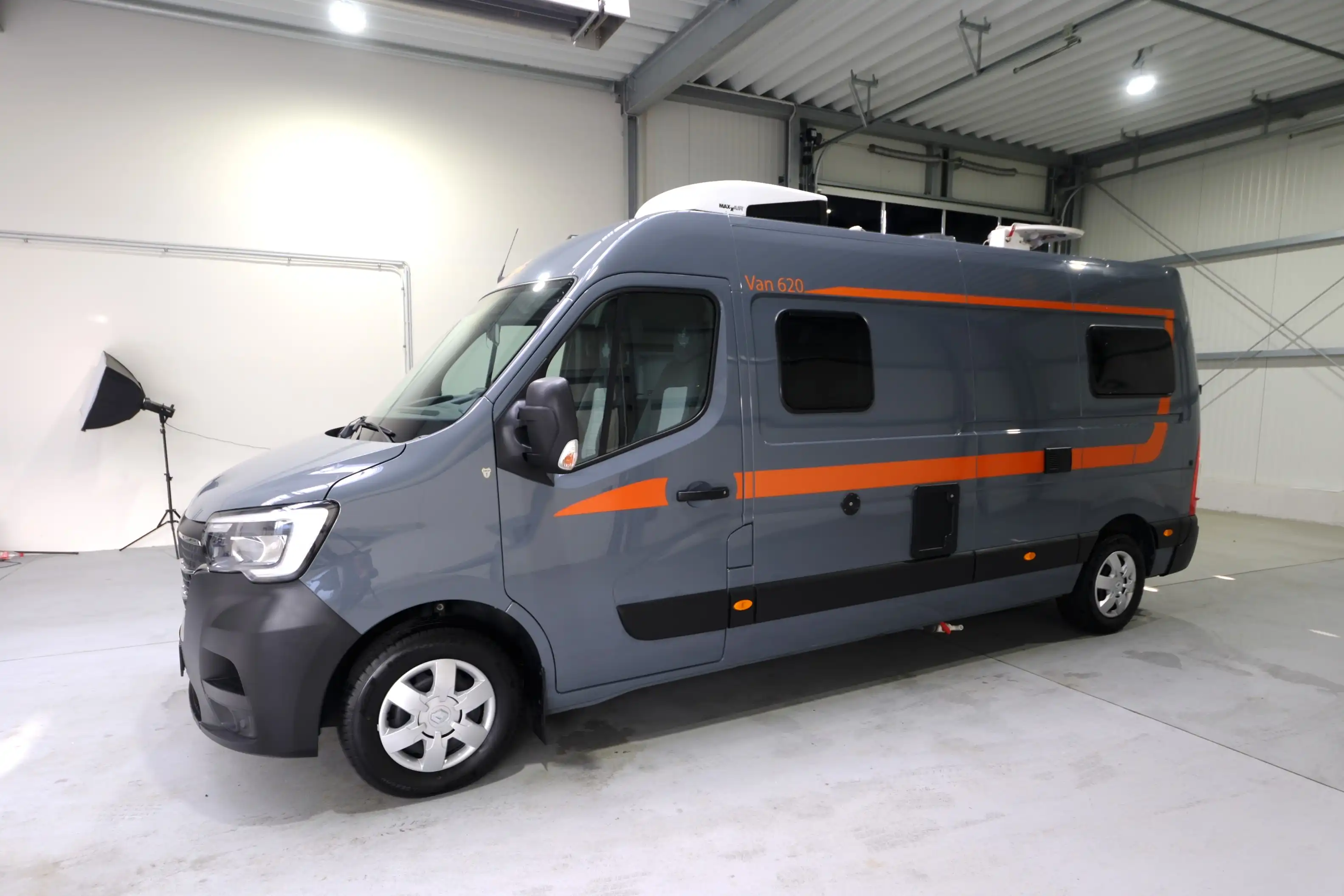 AHORN VAN 620